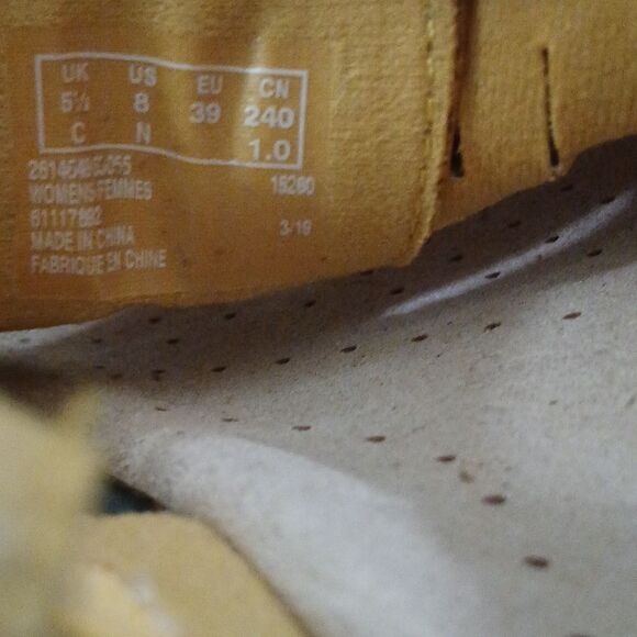 Collection by Clarks Lexi Qwin Yellow Leather Sandals Women’s Size 8N - Picture 7 of 7